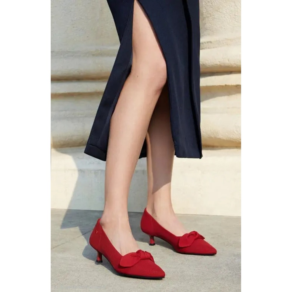 Vivaia Sasha Ruby Red Pointed Toe Bow Kitten Heels Pumps Size 39.5 US 8.5